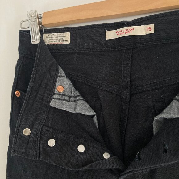 Levis - Wedgie Straight Fit Women's Jeans - W25 / L26 - Picture 3 of 6